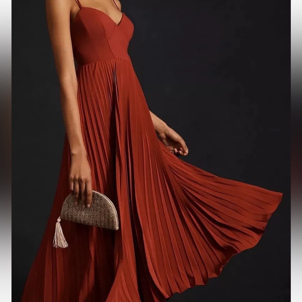 Anthropologie Sweetheart Bodice
Midi Dress